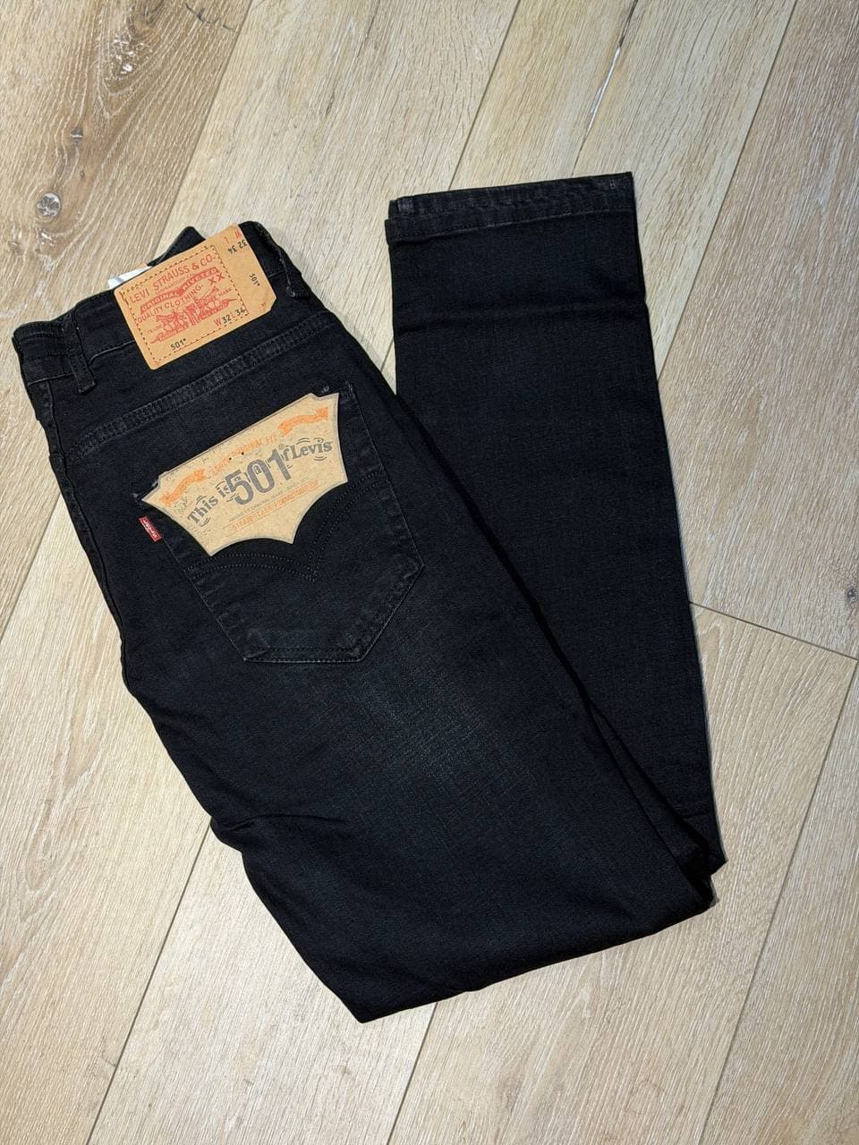 بنطلون LEVIS 501